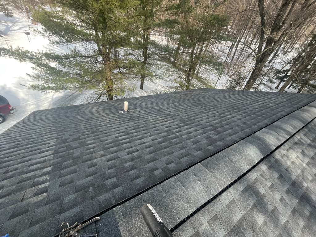 Roof repair services in Syracuse New York with durable roofing systems